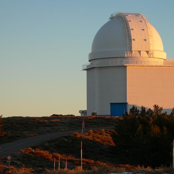 2.2m dome at sunrise